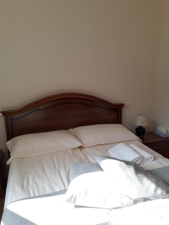 トッレーリア Il Borgo Dei Molini Bed & Breakfast エクステリア 写真