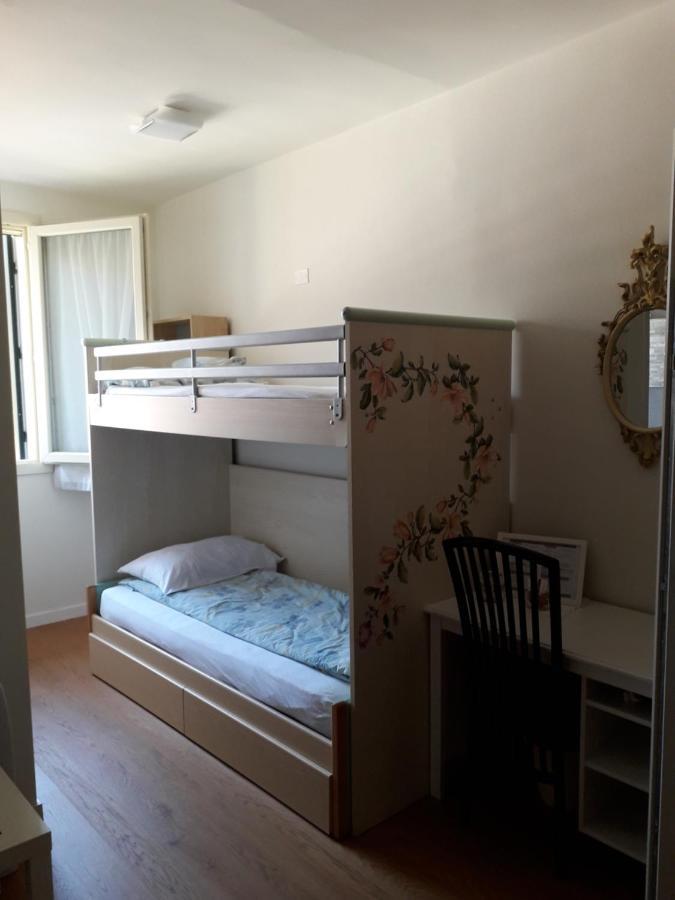 トッレーリア Il Borgo Dei Molini Bed & Breakfast エクステリア 写真