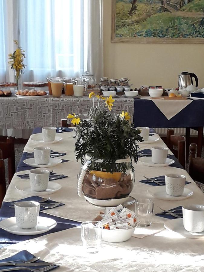 トッレーリア Il Borgo Dei Molini Bed & Breakfast エクステリア 写真