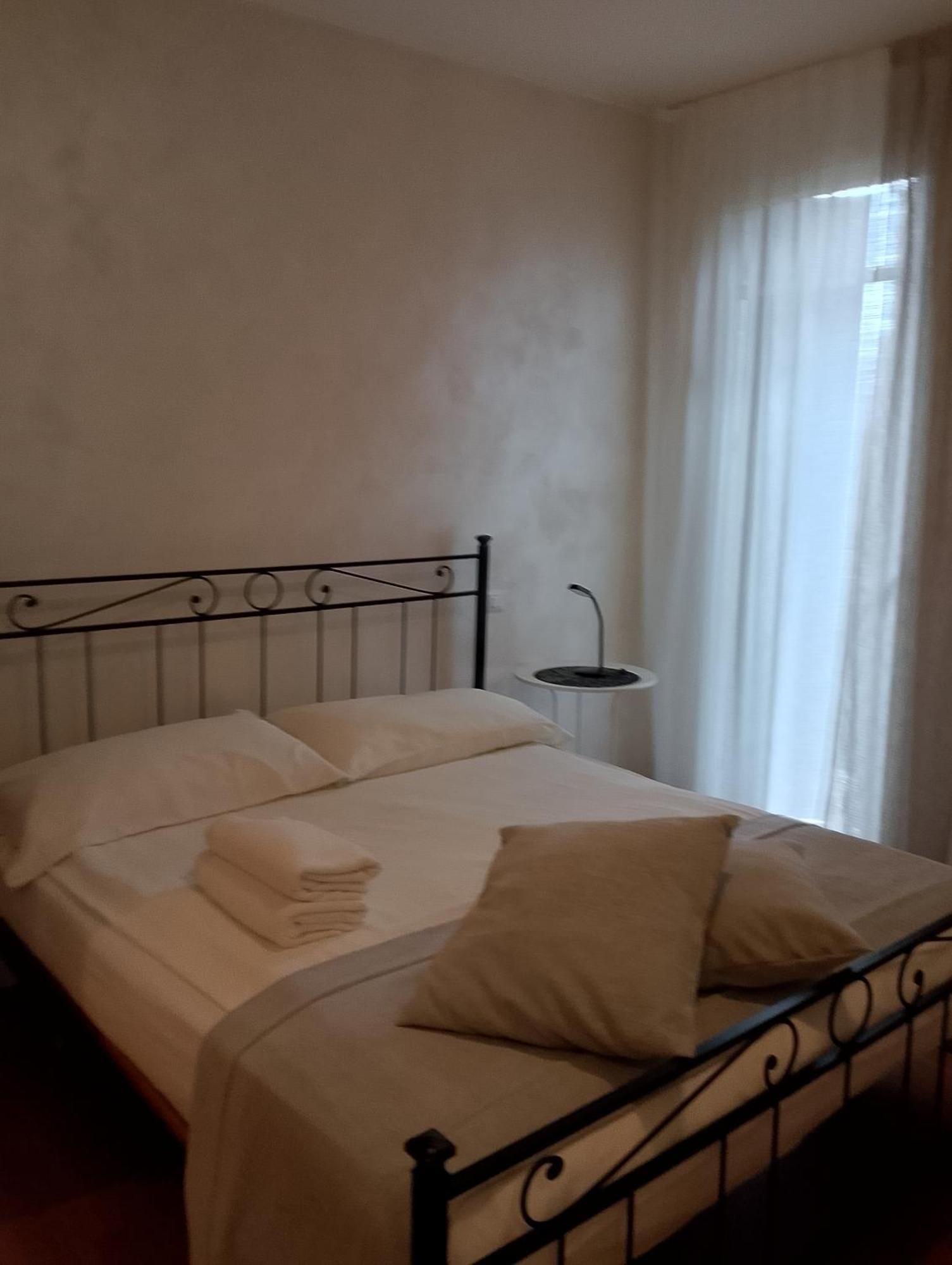 トッレーリア Il Borgo Dei Molini Bed & Breakfast エクステリア 写真